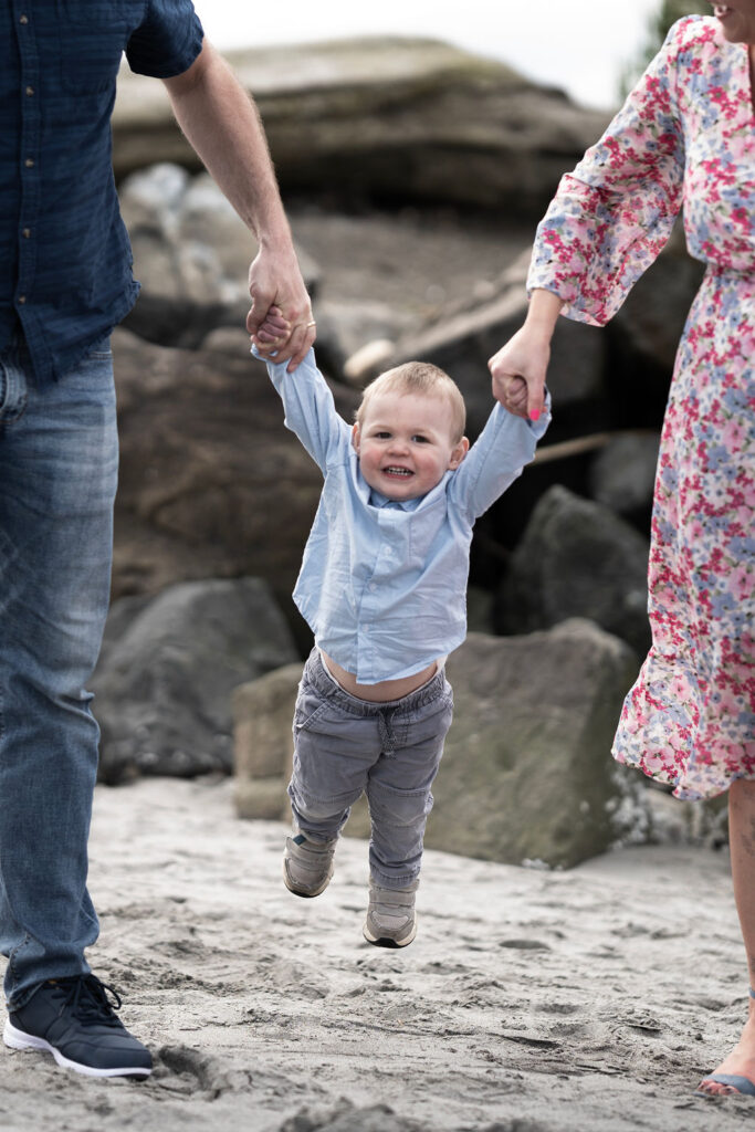 18 Month milestone session on Edmonds beach.